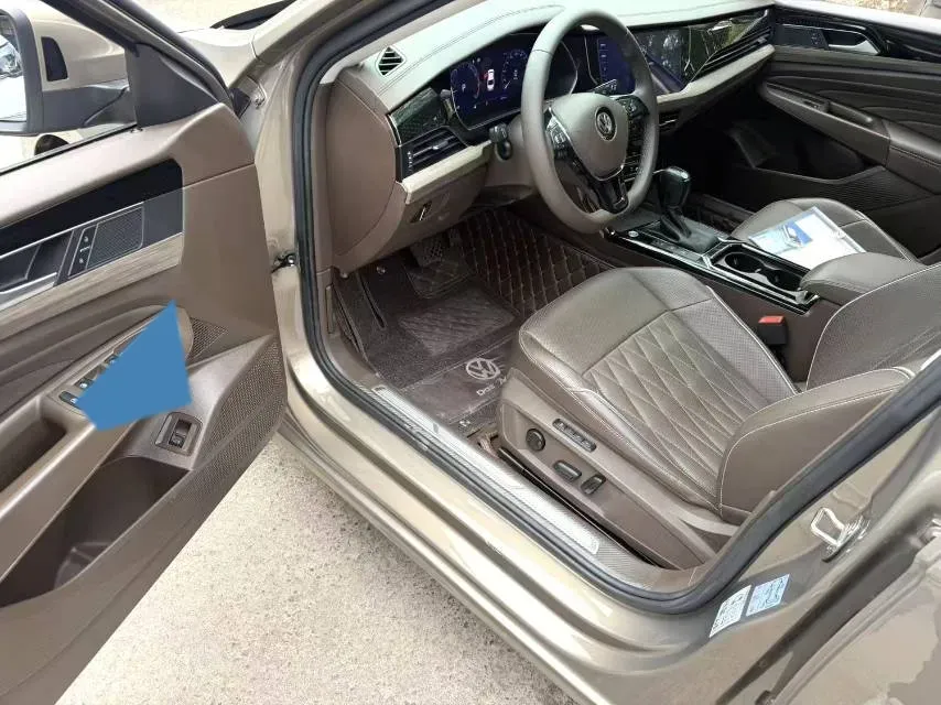 2020 Volkswagen Passat 2.0T 186HP L4 7DCT,autocango,china used car exporter,china ev exporter,chinese used car exporter,chinese used ev exporter