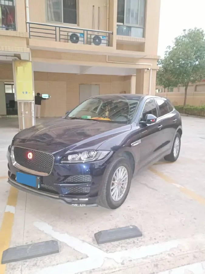 2018 Jaguar F-PACE 2.0T 250HP L4 8AT,autocango,china used car exporter,china ev exporter,chinese used car exporter,chinese used ev exporter