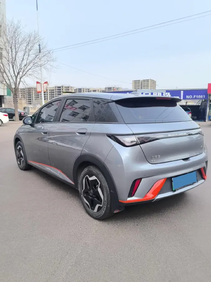 2021 Ford Escort 1.5L 122HP L3 6AT,autocango,china used car exporter,china ev exporter,chinese used car exporter,chinese used ev exporter