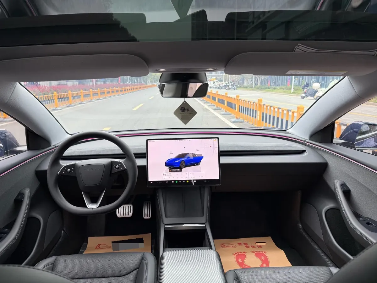 2025 Tesla Model 3 BEV 62.5KWH,autocango,china used car exporter,china ev exporter,chinese used car exporter,chinese used ev exporter
