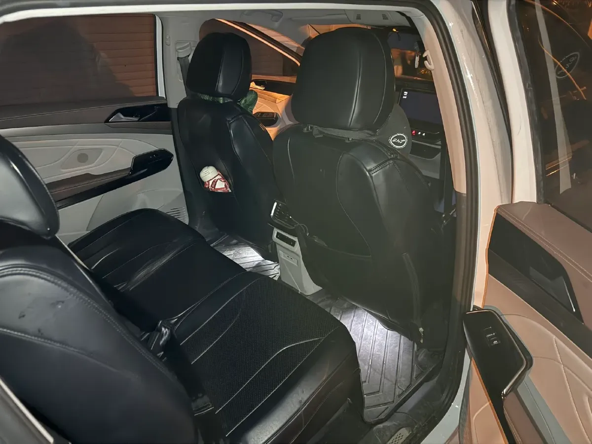 2023 Volkswagen ID.6 X BEV 83.4KWH,autocango,china used car exporter,china ev exporter,chinese used car exporter,chinese used ev exporter