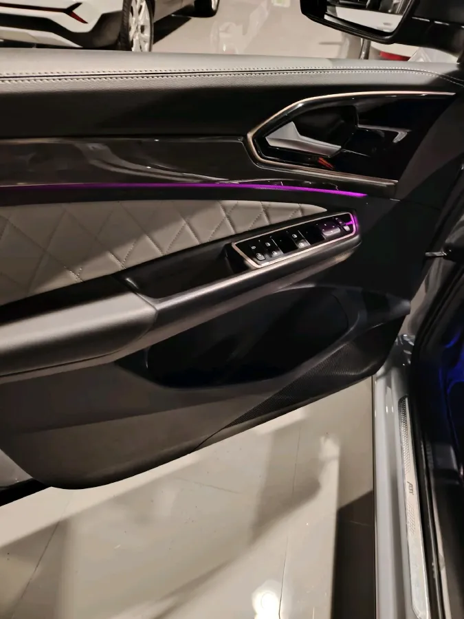 2023 Jetta VS7 1.4T 150HP L4 6AT,autocango,china used car exporter,china ev exporter,chinese used car exporter,chinese used ev exporter