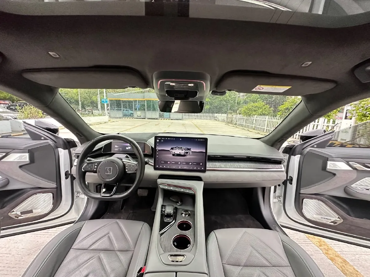 2022 Zeekr 001 BEV 100KWH,autocango,china used car exporter,china ev exporter,chinese used car exporter,chinese used ev exporter