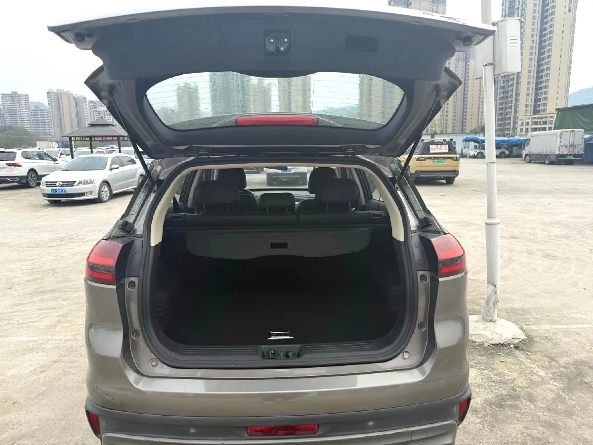 2018 Geely Azkarra 1.8T 184HP L4 6AT,autocango,china used car exporter,china ev exporter,chinese used car exporter,chinese used ev exporter