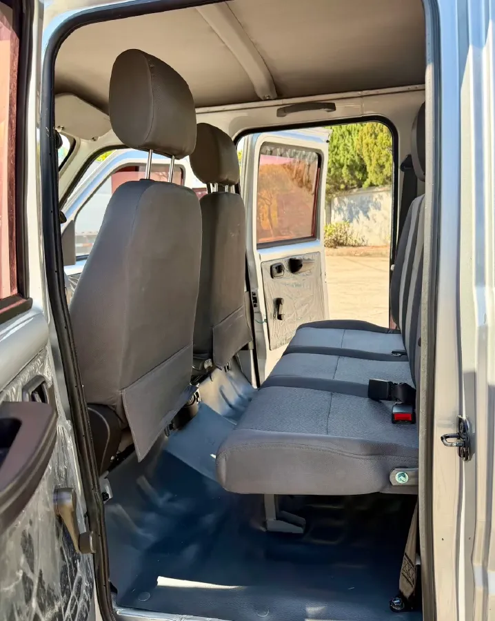 2018 WuLing RongGuang New Truck 1.5L 107HP L4 5MT,autocango,china used car exporter,china ev exporter,chinese used car exporter,chinese used ev exporter