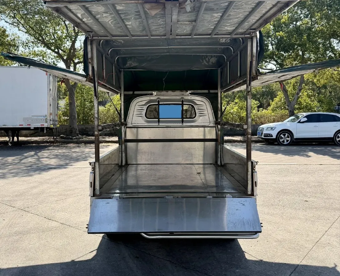 2018 WuLing RongGuang New Truck 1.5L 107HP L4 5MT,autocango,china used car exporter,china ev exporter,chinese used car exporter,chinese used ev exporter