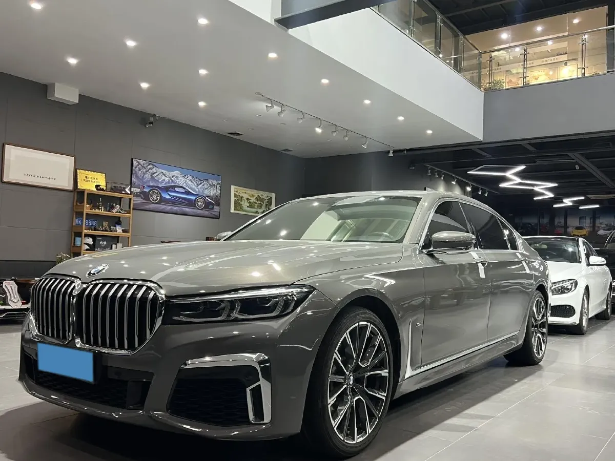 2019 BMW 7 Series 2.0T 265HP L4 8AT,autocango,china used car exporter,china ev exporter,chinese used car exporter,chinese used ev exporter