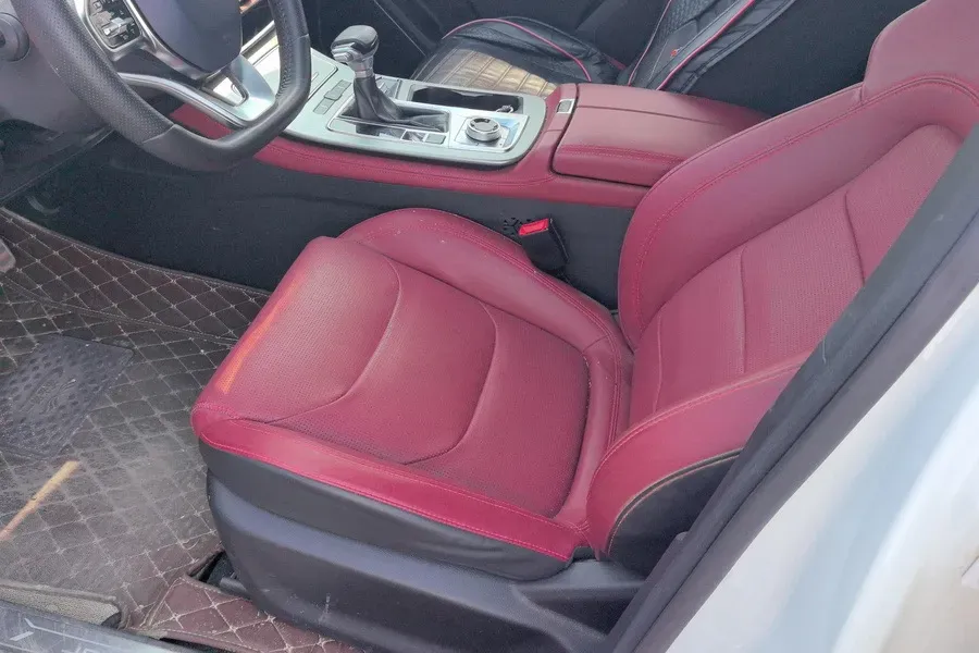 2021 Haval H6 Coupe 1.5T 169HP L4 7DCT,autocango,china used car exporter,china ev exporter,chinese used car exporter,chinese used ev exporter