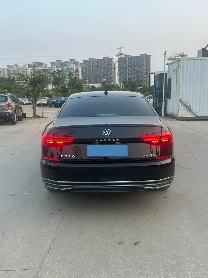 2021 Volkswagen Passat 2.0T 186HP L4 7DCT,autocango,china used car exporter,china ev exporter,chinese used car exporter,chinese used ev exporter