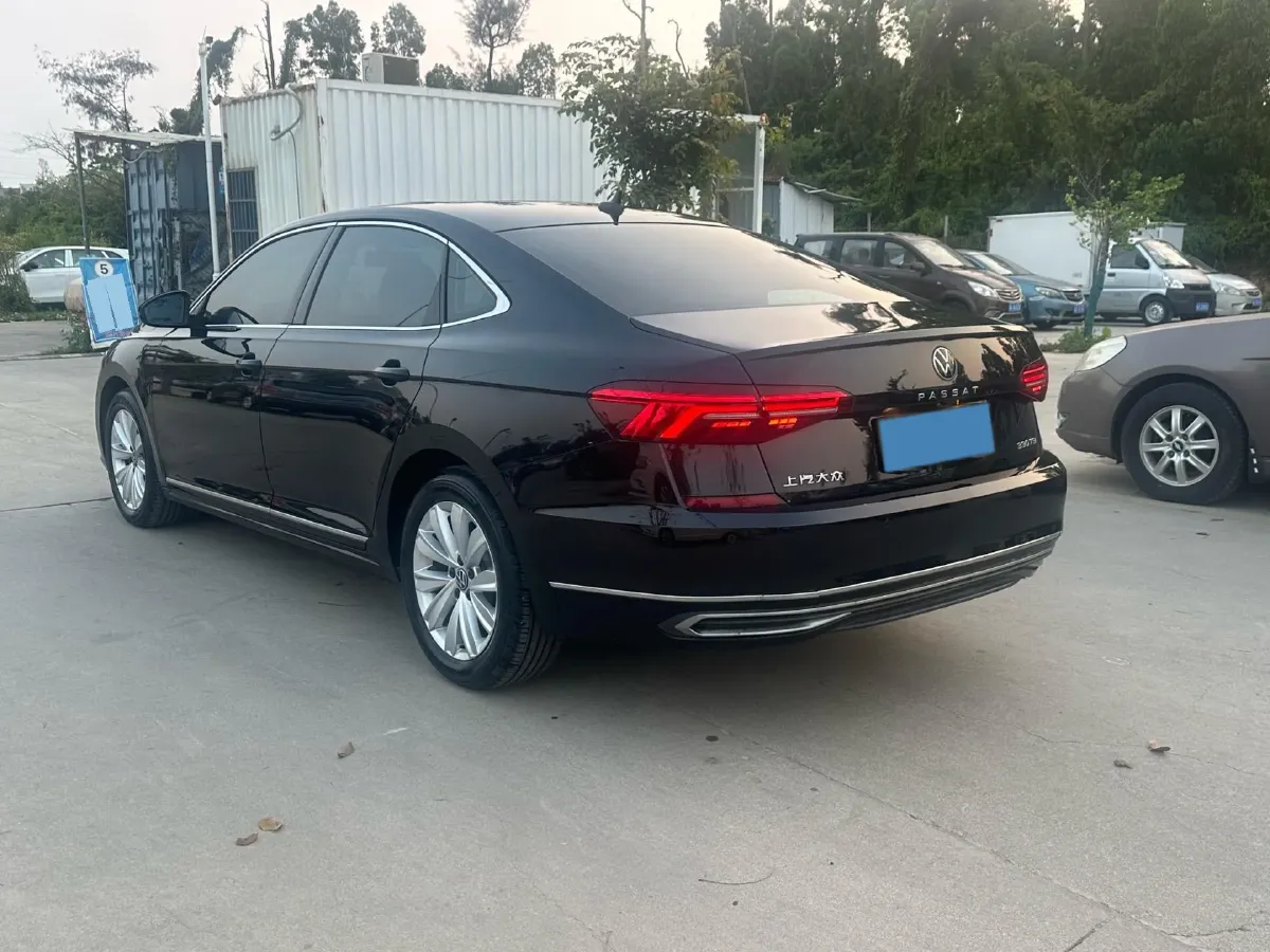 2021 Volkswagen Passat 2.0T 186HP L4 7DCT,autocango,china used car exporter,china ev exporter,chinese used car exporter,chinese used ev exporter