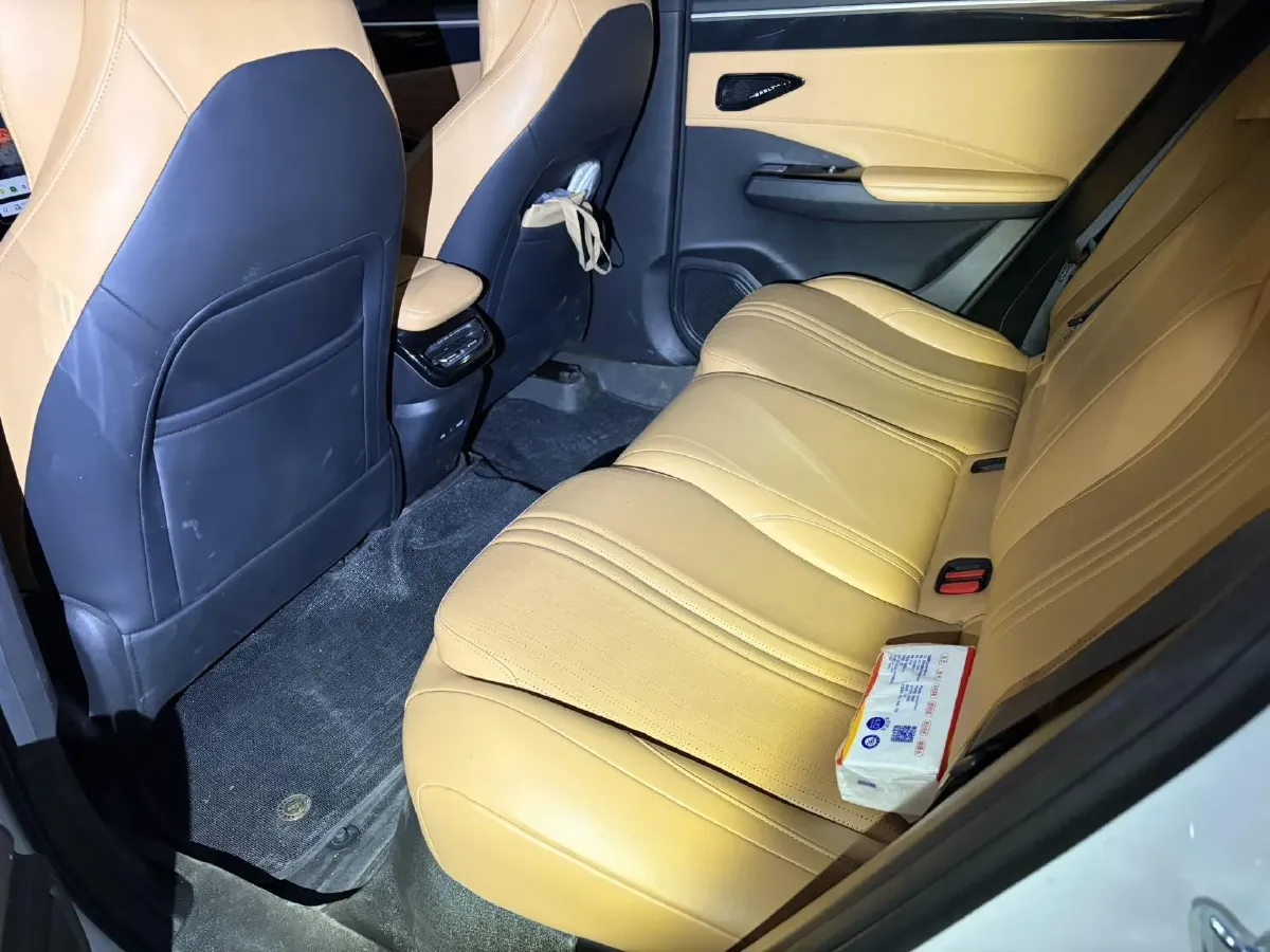 2023 Geely Galaxy L7 1.5T 163HP L4 3DHT PHEV 18.7KWH,autocango,china used car exporter,china ev exporter,chinese used car exporter,chinese used ev exporter