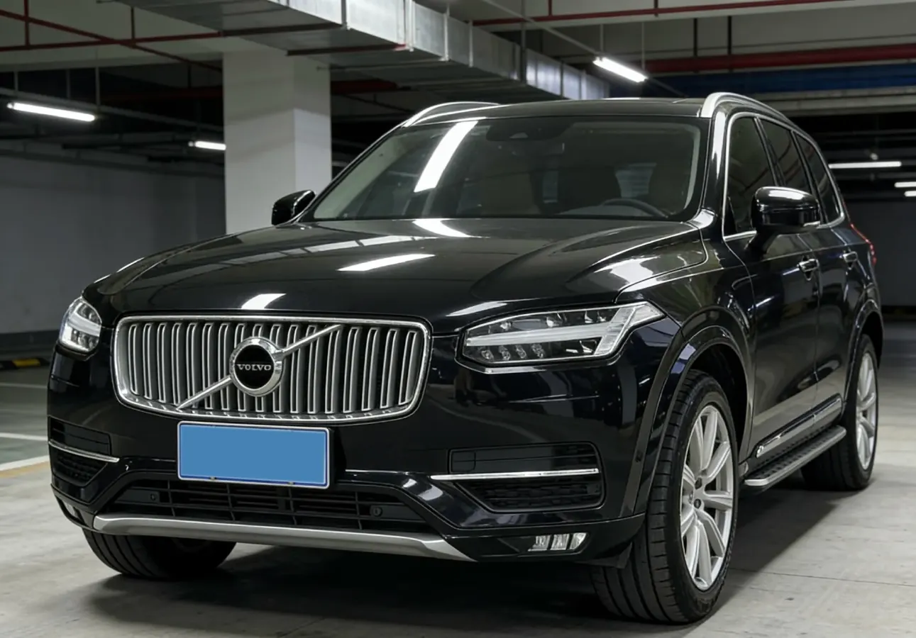 2019 Volvo XC90 2.0T 254HP L4 8AT,autocango,china used car exporter,china ev exporter,chinese used car exporter,chinese used ev exporter