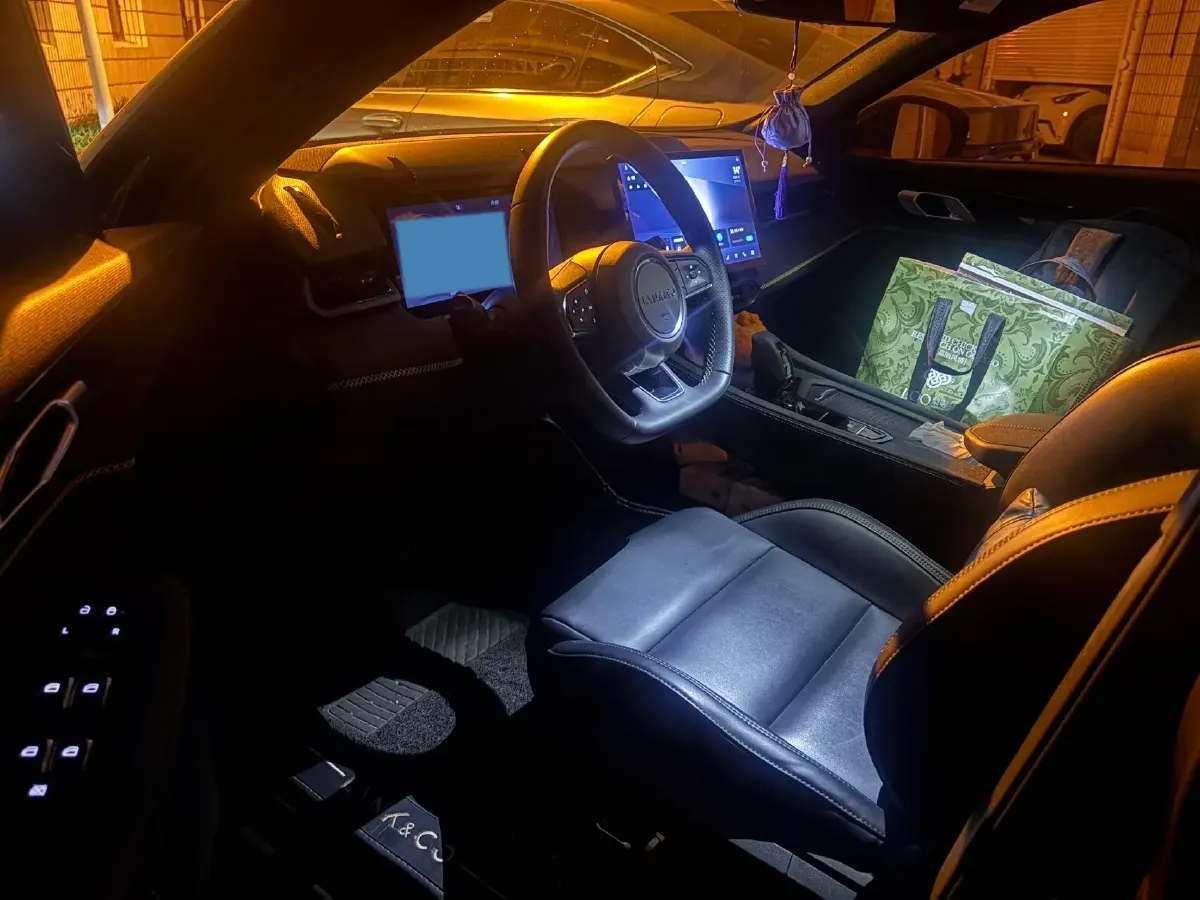 2023 LYNK&CO 03 2.0T 254HP L4 7DCT,autocango,china used car exporter,china ev exporter,chinese used car exporter,chinese used ev exporter