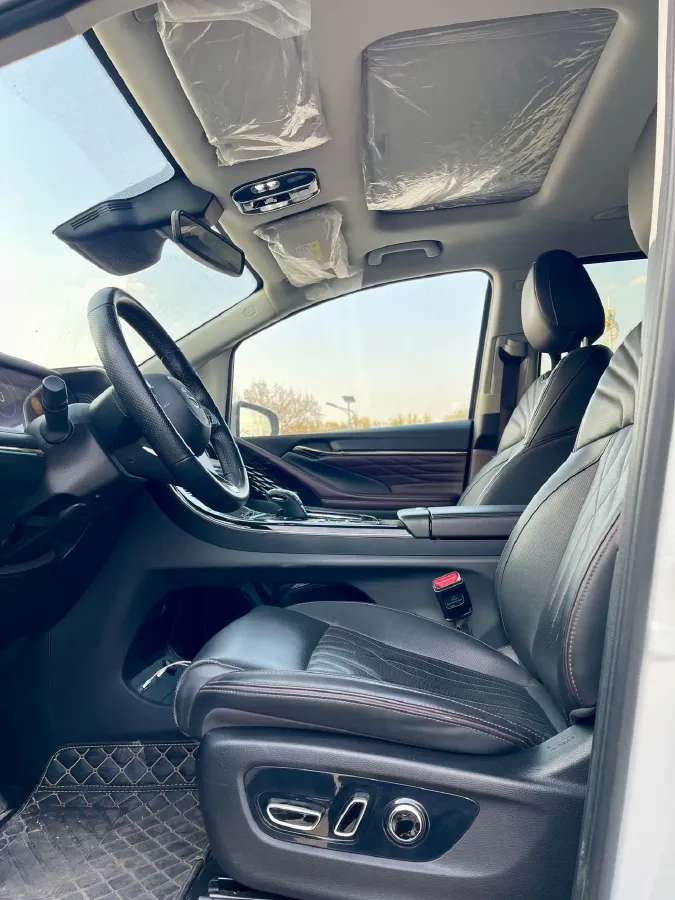 2023 GAC Trumpchi M8 2.0T 252HP L4 8AT,autocango,china used car exporter,china ev exporter,chinese used car exporter,chinese used ev exporter