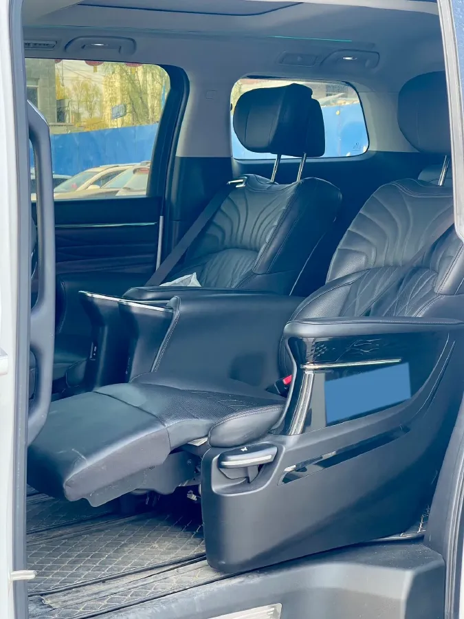 2023 GAC Trumpchi M8 2.0T 252HP L4 8AT,autocango,china used car exporter,china ev exporter,chinese used car exporter,chinese used ev exporter