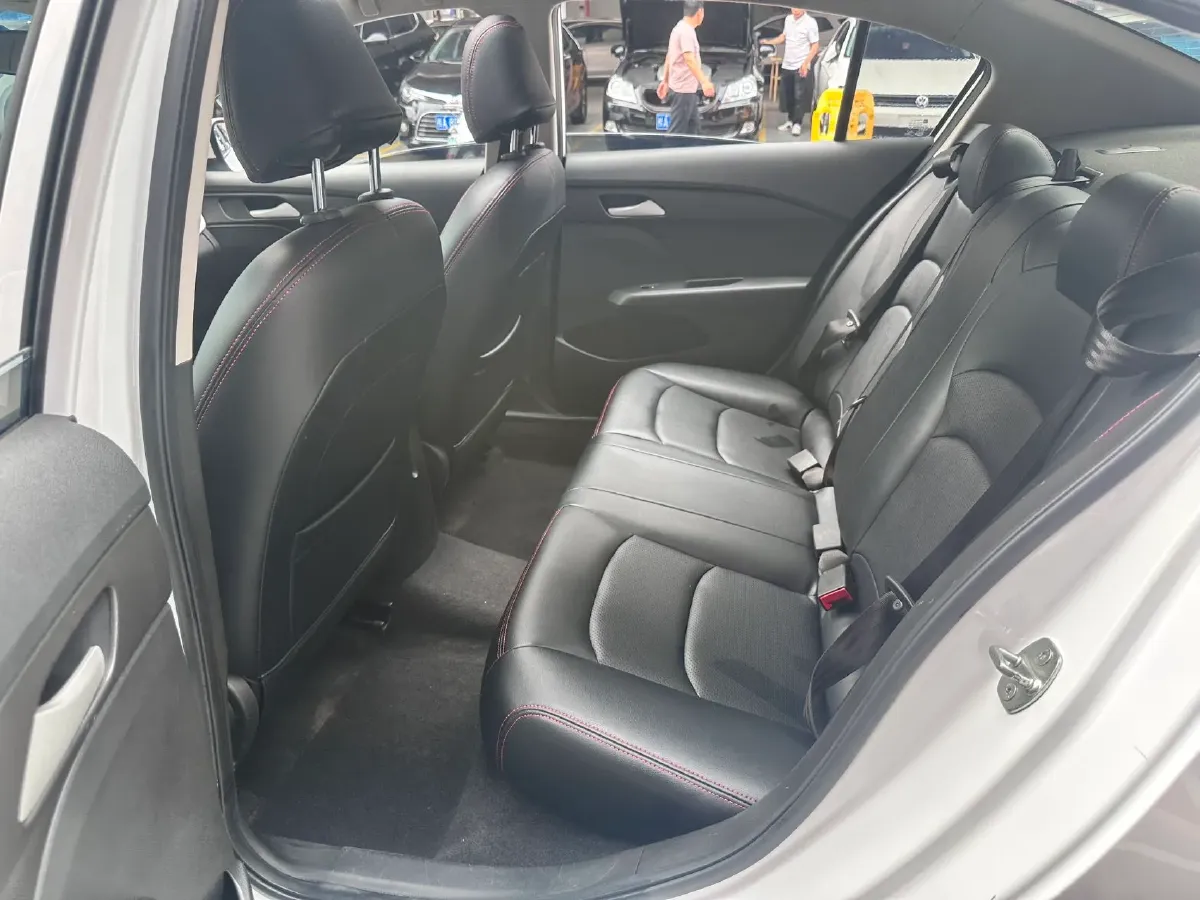 2019 Chevrolet Cavalier 1.5L 113HP L4 6AT,autocango,china used car exporter,china ev exporter,chinese used car exporter,chinese used ev exporter