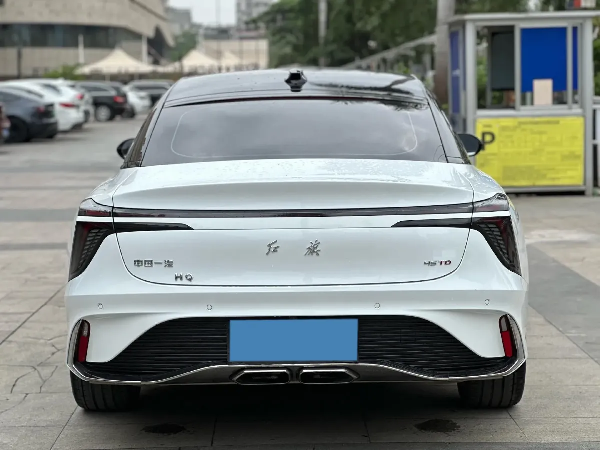 2023 HongQi H6 2.0T 252HP L4 8AT,autocango,china used car exporter,china ev exporter,chinese used car exporter,chinese used ev exporter