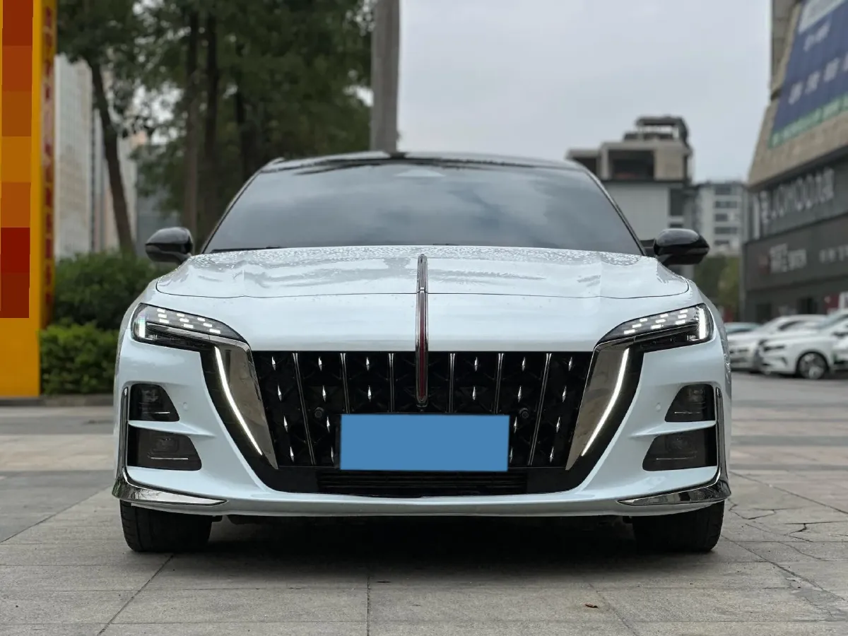 2023 HongQi H6 2.0T 252HP L4 8AT,autocango,china used car exporter,china ev exporter,chinese used car exporter,chinese used ev exporter