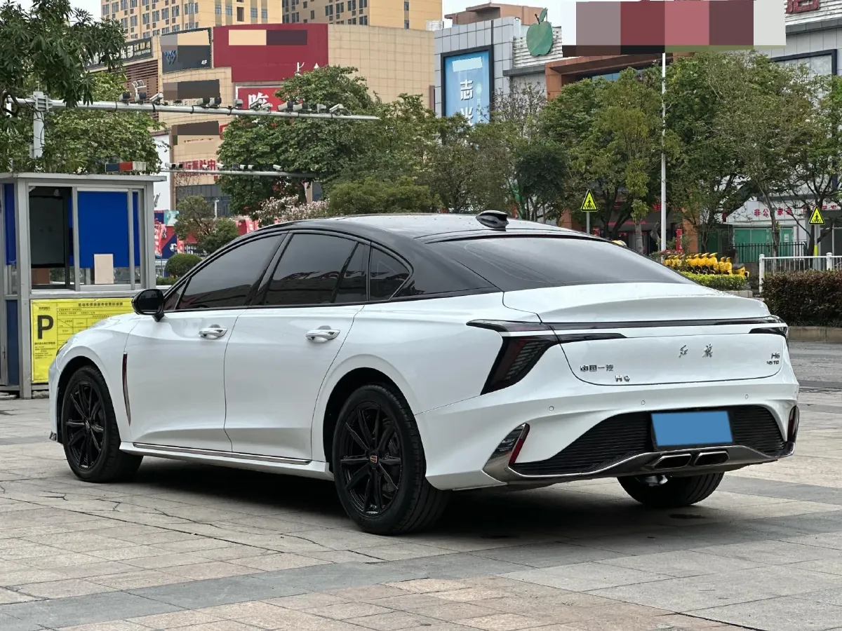 2023 HongQi H6 2.0T 252HP L4 8AT,autocango,china used car exporter,china ev exporter,chinese used car exporter,chinese used ev exporter