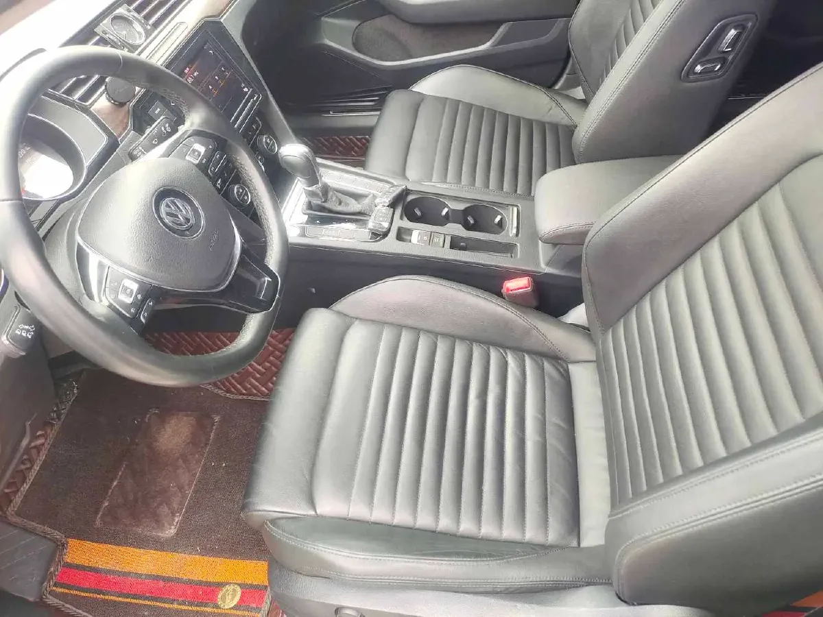 2019 Volkswagen Magotan 2.0T 186HP L4 7DCT,autocango,china used car exporter,china ev exporter,chinese used car exporter,chinese used ev exporter