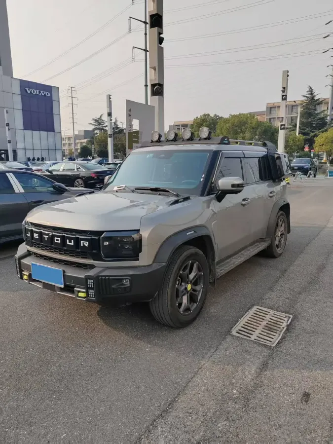 2023 Jetour Traveller 2.0T 254HP L4 7DCT,autocango,china used car exporter,china ev exporter,chinese used car exporter,chinese used ev exporter