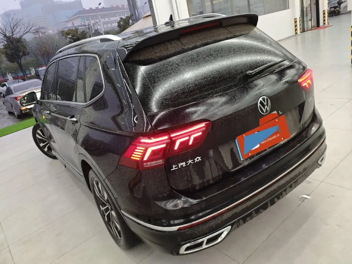 2024 Volkswagen Tiguan L 2.0T 186HP L4 7DCT,autocango,china used car exporter,china ev exporter,chinese used car exporter,chinese used ev exporter