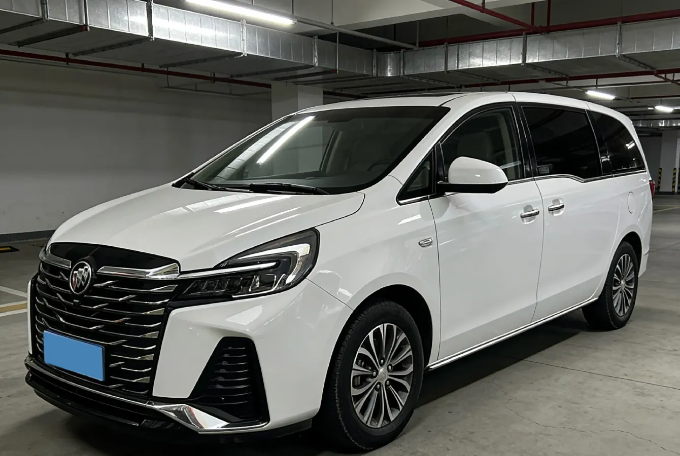 2023 Buick GL8 2.0T 237HP L4 9AT,autocango,china used car exporter,china ev exporter,chinese used car exporter,chinese used ev exporter