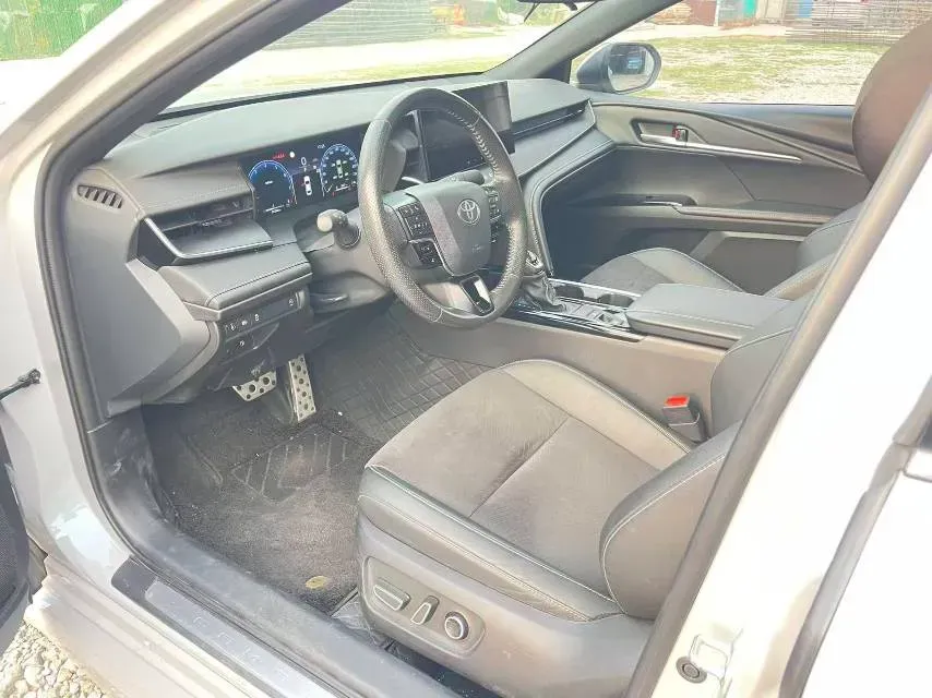 2024 Toyota Camry 2.0L 173HP L4 CVT,autocango,china used car exporter,china ev exporter,chinese used car exporter,chinese used ev exporter