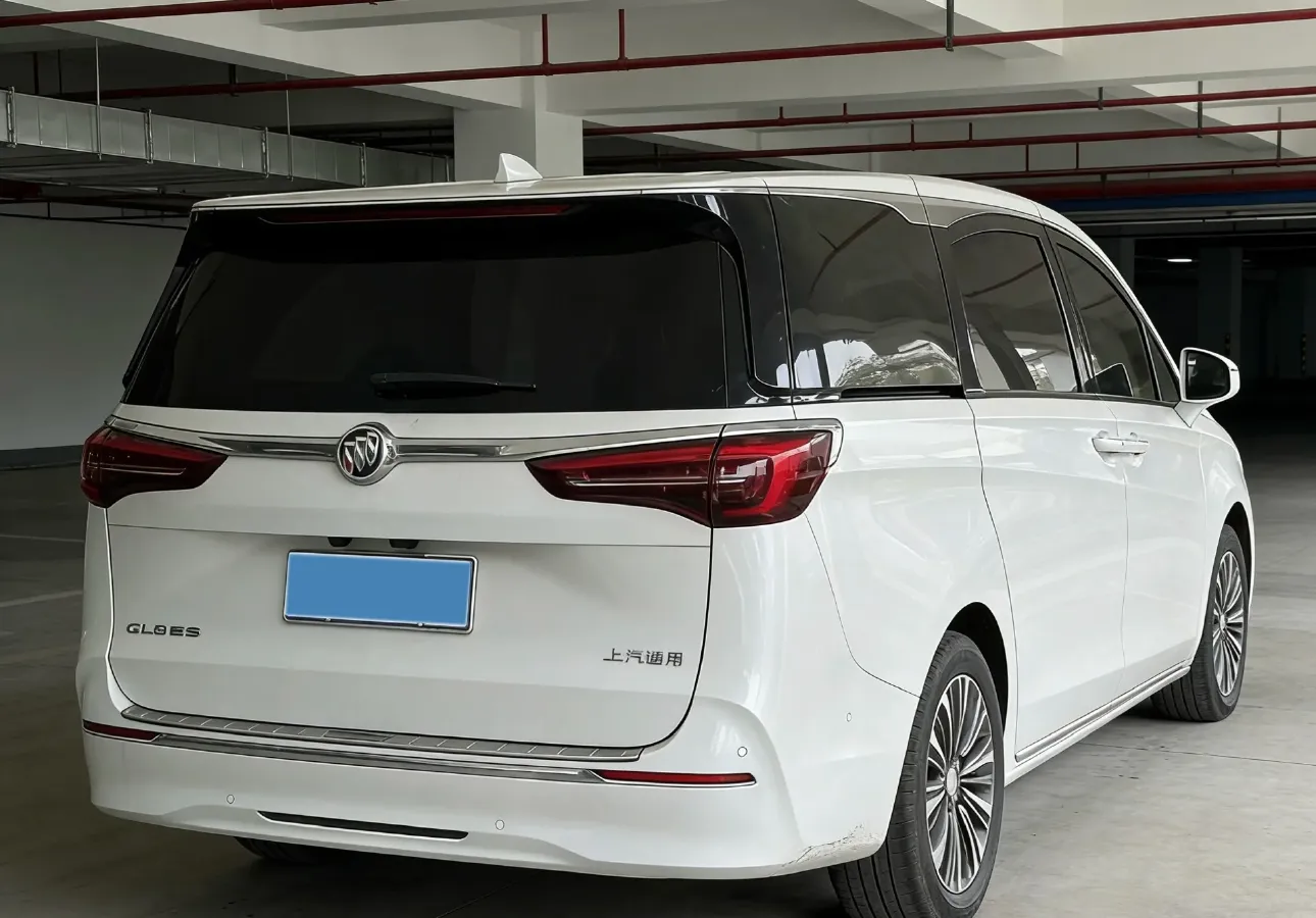 2023 Buick GL8 2.0T 237HP L4 9AT,autocango,china used car exporter,china ev exporter,chinese used car exporter,chinese used ev exporter