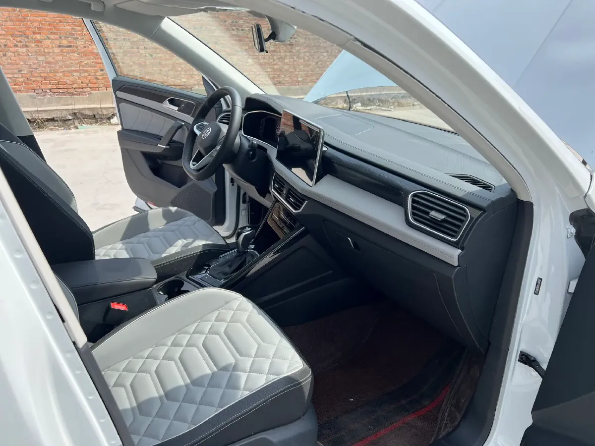 2024 Volkswagen Tayron 1.5T 160HP L4 7DCT,autocango,china used car exporter,china ev exporter,chinese used car exporter,chinese used ev exporter