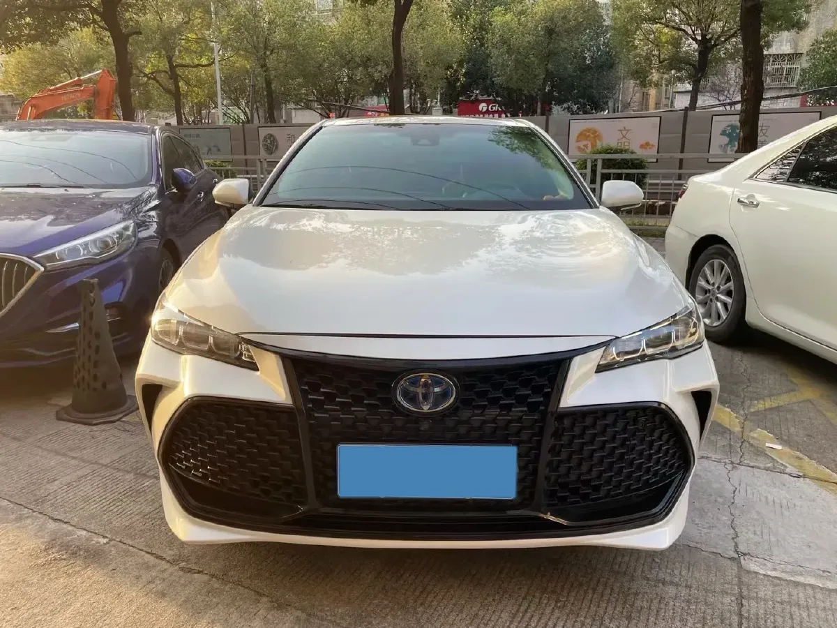 2019 Toyota Avalon 2.5L 178HP L4 E-CVT Hybrid,autocango,china used car exporter,china ev exporter,chinese used car exporter,chinese used ev exporter