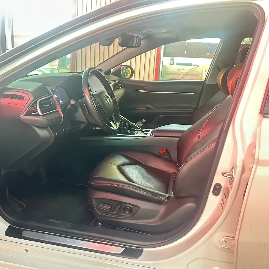 2021 Toyota Camry 2.5L 209HP L4 8AT,autocango,china used car exporter,china ev exporter,chinese used car exporter,chinese used ev exporter