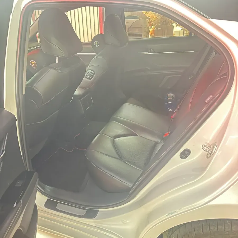 2021 Toyota Camry 2.5L 209HP L4 8AT,autocango,china used car exporter,china ev exporter,chinese used car exporter,chinese used ev exporter