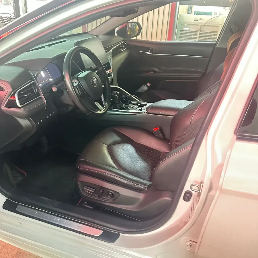 2021 Toyota Camry 2.5L 209HP L4 8AT,autocango,china used car exporter,china ev exporter,chinese used car exporter,chinese used ev exporter