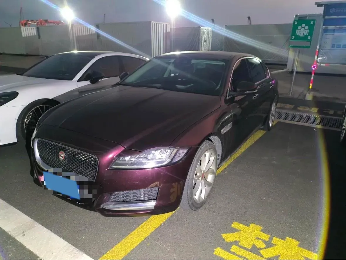 2020 Jaguar XFL 2.0T 250HP L4 8AT,autocango,china used car exporter,china ev exporter,chinese used car exporter,chinese used ev exporter