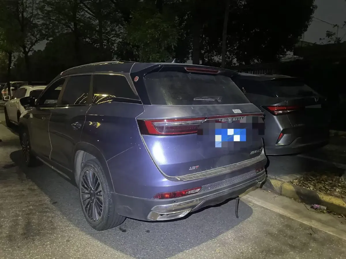 2022 Jetour X90 2.0T 254HP L4 7DCT,autocango,china used car exporter,china ev exporter,chinese used car exporter,chinese used ev exporter