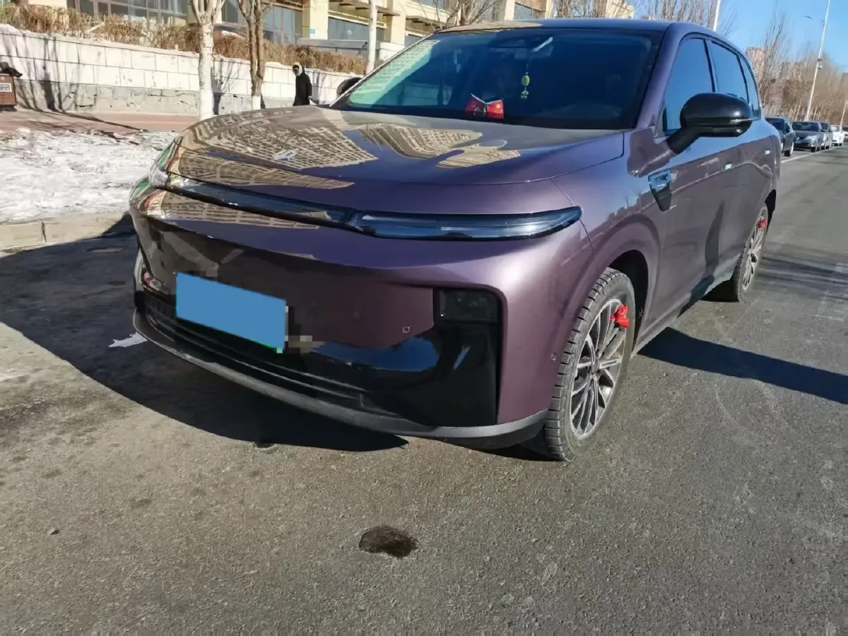 2025 Leapmotor B10 BEV 67.1KWH,autocango,china used car exporter,china ev exporter,chinese used car exporter,chinese used ev exporter