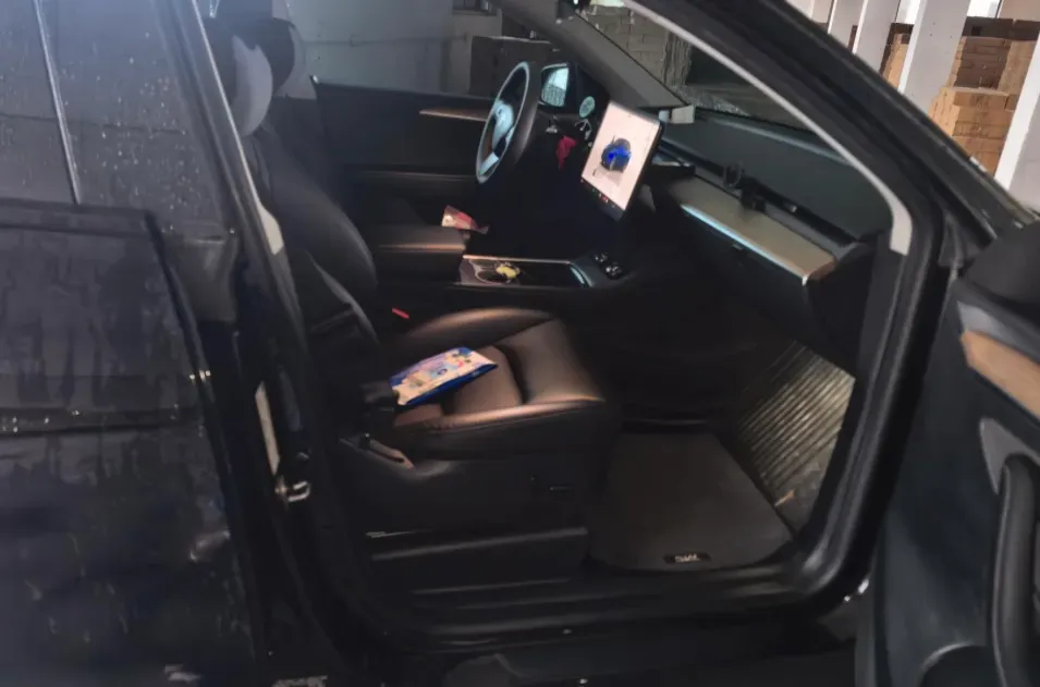 2022 Tesla Model Y BEV 60KWH,autocango,china used car exporter,china ev exporter,chinese used car exporter,chinese used ev exporter