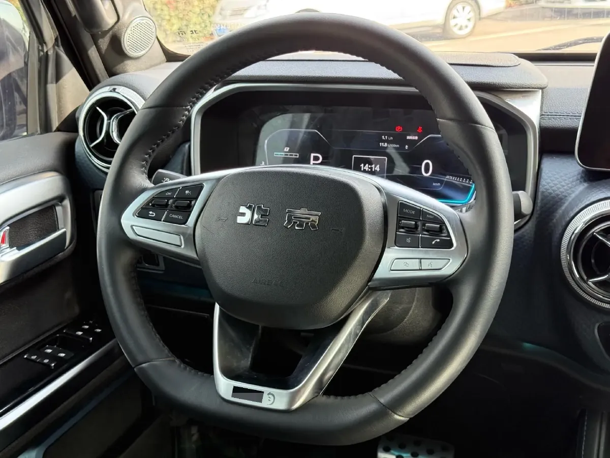 2023 Beijing BJ40 2.0T 224HP L4 8AT,autocango,china used car exporter,china ev exporter,chinese used car exporter,chinese used ev exporter