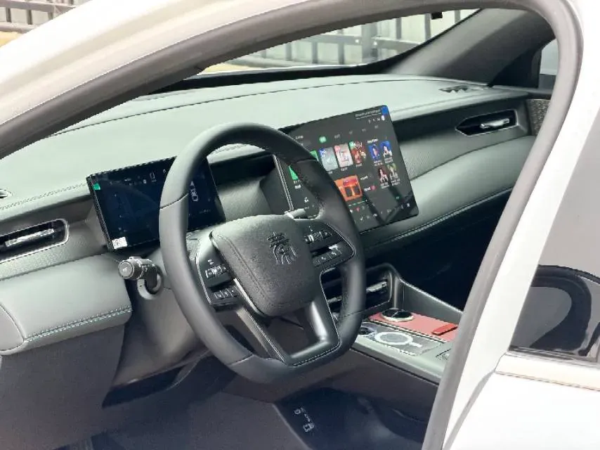 2025 BYD Qin Plus 1.5L 101HP L4 E-CVT PHEV 15.8KWH,autocango,china used car exporter,china ev exporter,chinese used car exporter,chinese used ev exporter