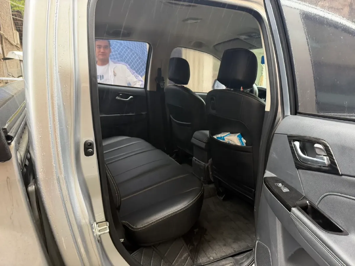 2020 Isuzu LingTuo 2.5T 150HP L4 6AT,autocango,china used car exporter,china ev exporter,chinese used car exporter,chinese used ev exporter