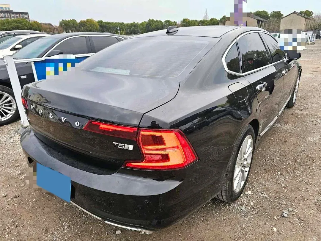 2020 Volvo S90 2.0T 254HP L4 8AT,autocango,china used car exporter,china ev exporter,chinese used car exporter,chinese used ev exporter