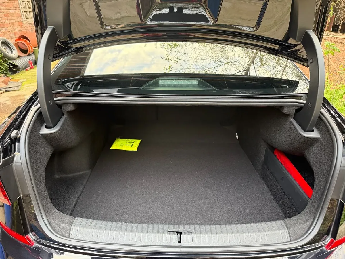 2025 Volkswagen Passat 2.0T 186HP L4 7DCT,autocango,china used car exporter,china ev exporter,chinese used car exporter,chinese used ev exporter