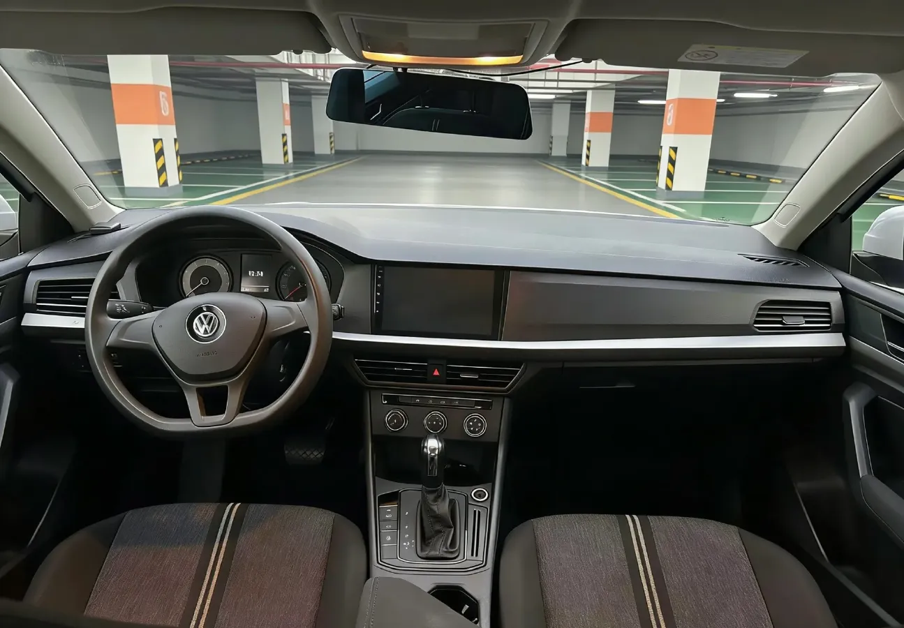 2019 Volkswagen T-Cross 1.5L 113HP L4 6AT,autocango,china used car exporter,china ev exporter,chinese used car exporter,chinese used ev exporter