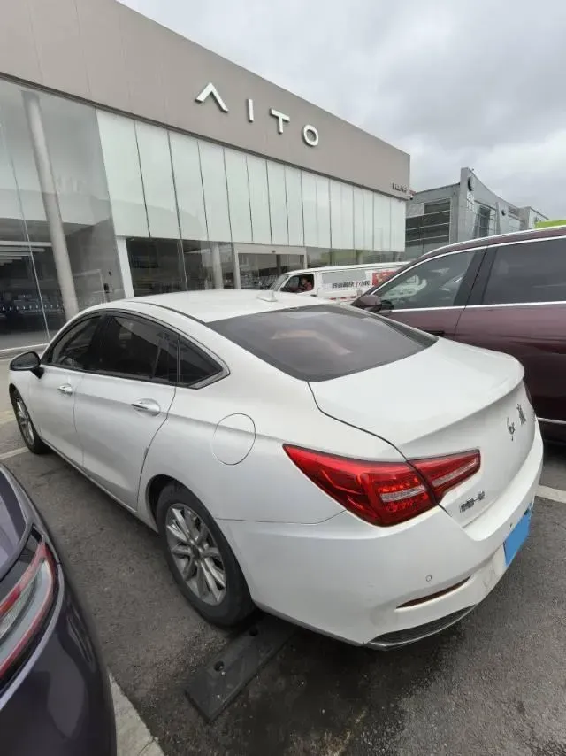 2019 HongQi H5 1.8T 180HP L4 6AT,autocango,china used car exporter,china ev exporter,chinese used car exporter,chinese used ev exporter