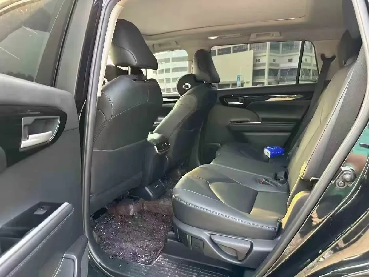 2022 Toyota Highlander 2.0T 248HP L4 8AT,autocango,china used car exporter,china ev exporter,chinese used car exporter,chinese used ev exporter
