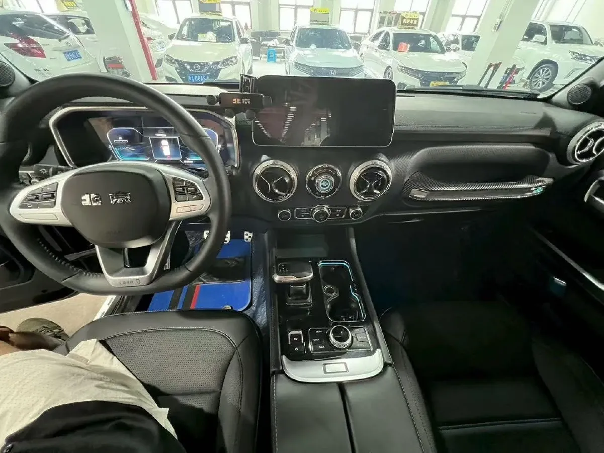 2020 Beijing BJ40 2.0T 224HP L4 8AT,autocango,china used car exporter,china ev exporter,chinese used car exporter,chinese used ev exporter