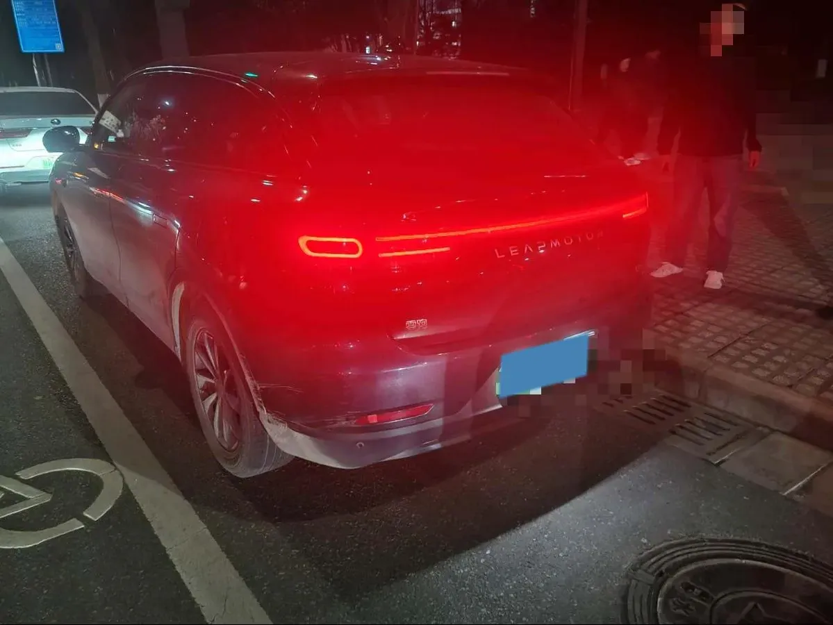 2023 Leapmotor C11 Range Extended 131HP REEV 30.1KWH,autocango,china used car exporter,china ev exporter,chinese used car exporter,chinese used ev exporter