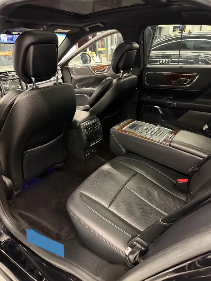 2017 Lincoln Continental 2.0T 261HP L4 6AT,autocango,china used car exporter,china ev exporter,chinese used car exporter,chinese used ev exporter