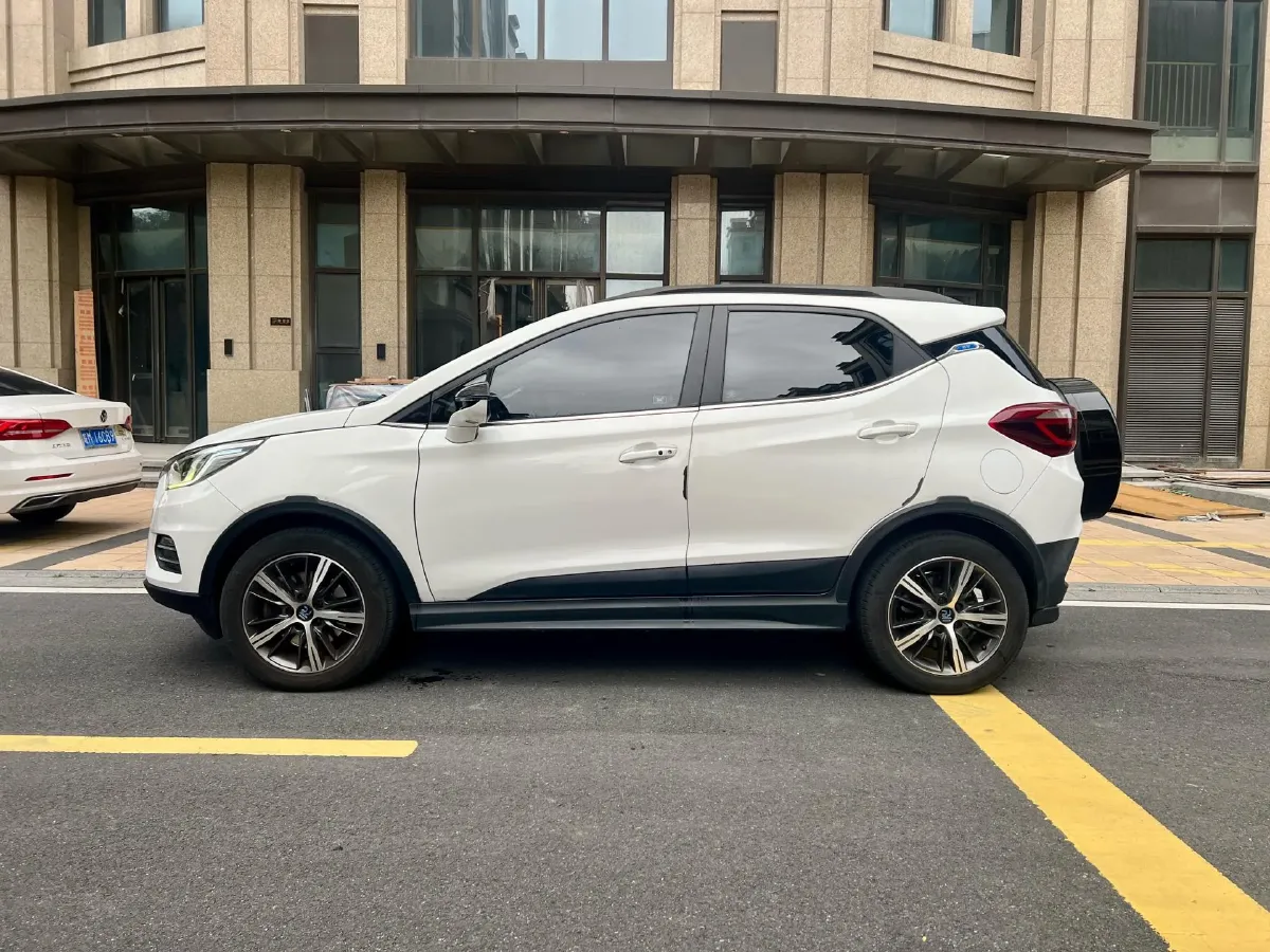 2018 BYD Yuan BEV 43.2KWH,autocango,china used car exporter,china ev exporter,chinese used car exporter,chinese used ev exporter